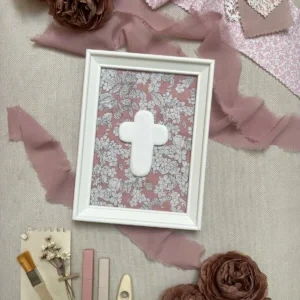 Cruz Roma rosa