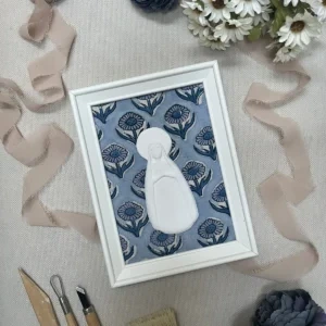 V. María Indi azul